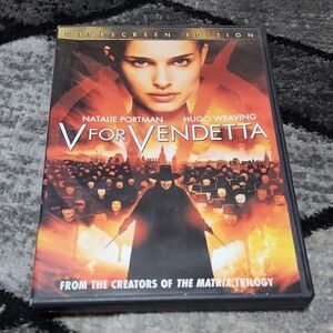 V FOR VENDETTA DVD NATALIE PORTMAN & HUGO WEAVING THRILLER DRAMA